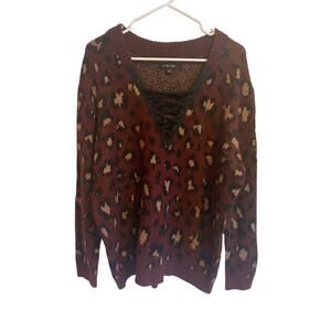 Love Tree- Women's V neck Cheetah print sweater size 2x /3x